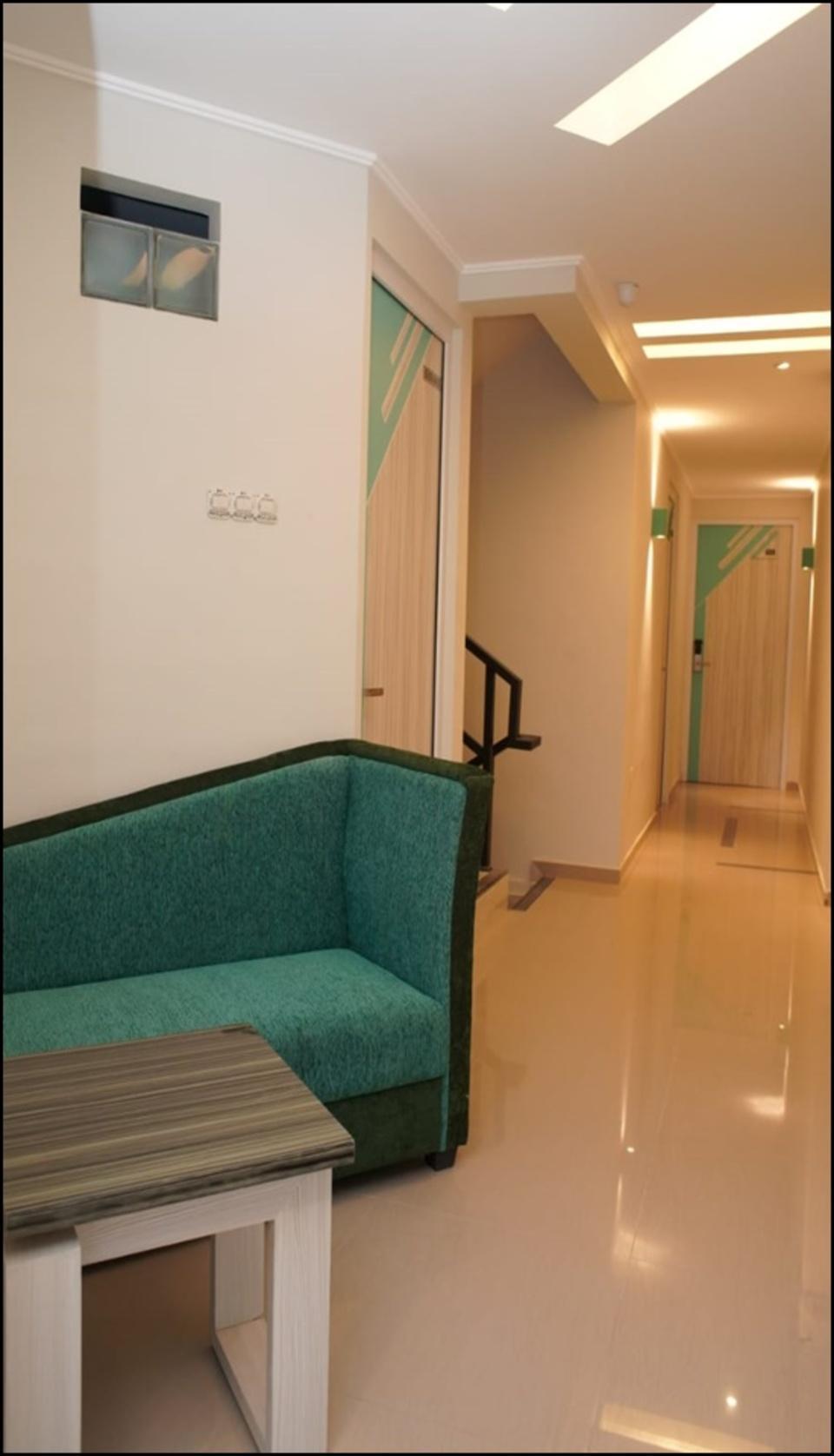 Aruuman Hotel Simpanglima Semarang Exterior foto